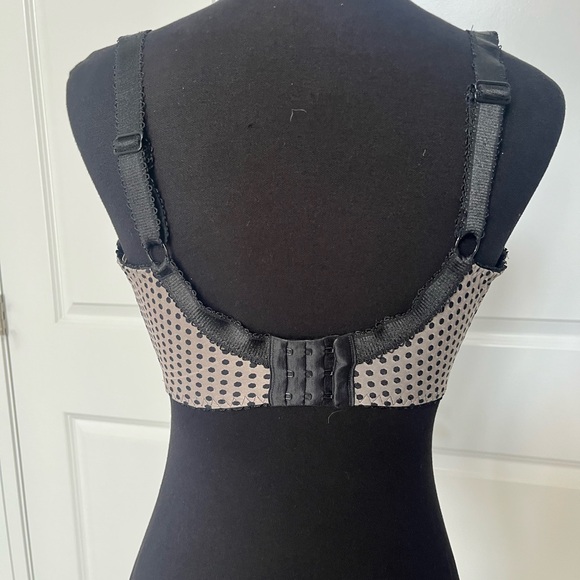 Chic Black and Gray Polka Dot Lace Bra size 34H (us) 04-47 - Picture 4 of 9